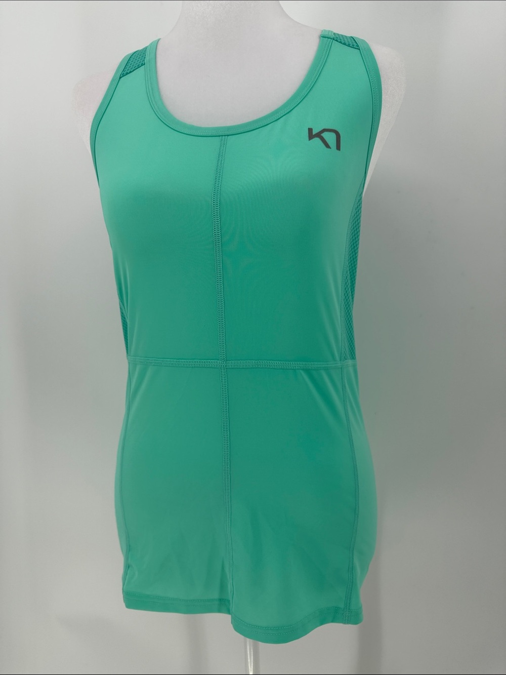 Kari Traa Turquoise Running Tank Top M Mesh Racerback Pocket Athletic
